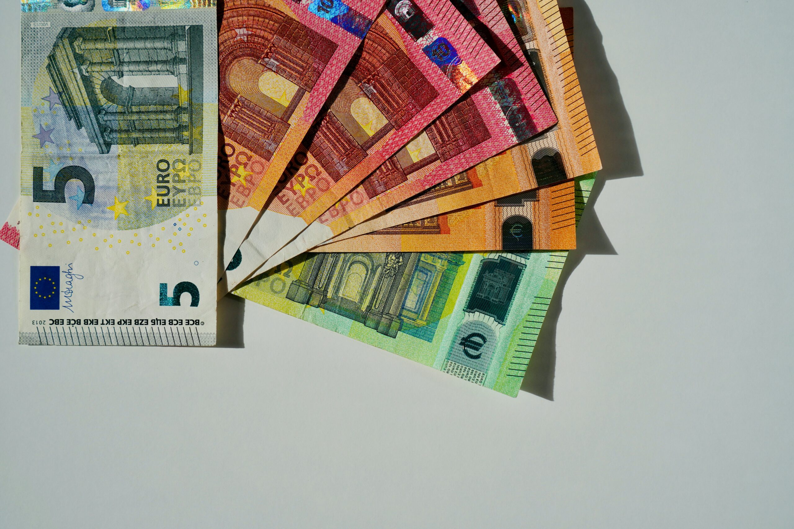 Gefälschte Euro-Banknoten kaufen in Deutschland – hochwertiges, scannbares Falschgeld bestellen

